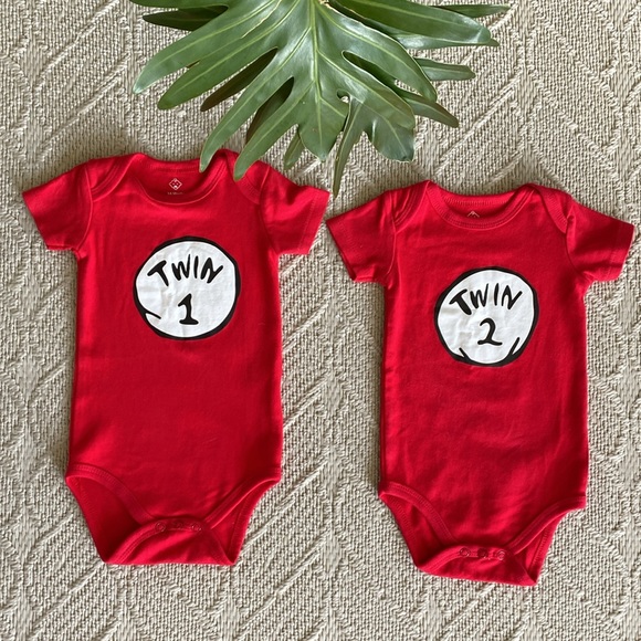 Dr. Suess Twin 1 and Twin 2 Onesies. 3-6 Months - Picture 6 of 6